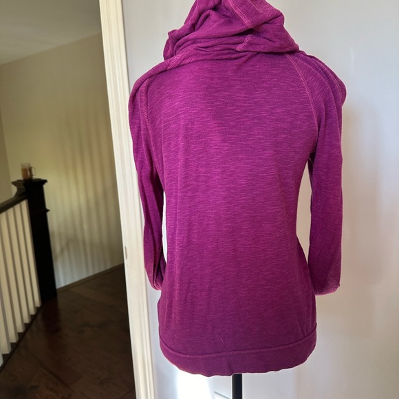 2 American eagle zipper hoodies - Picture 3 of 9
